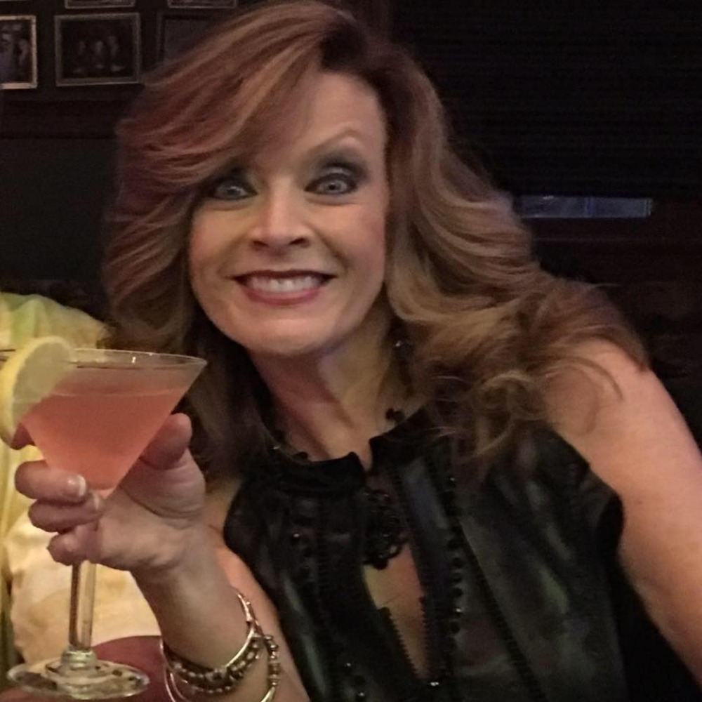 Meet your Posher, Paula